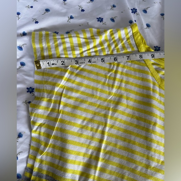 Women's Gap Cap Sleeve Medium Basic T Shirt Yellow White Grey Stripes. - Picture 5 of 10